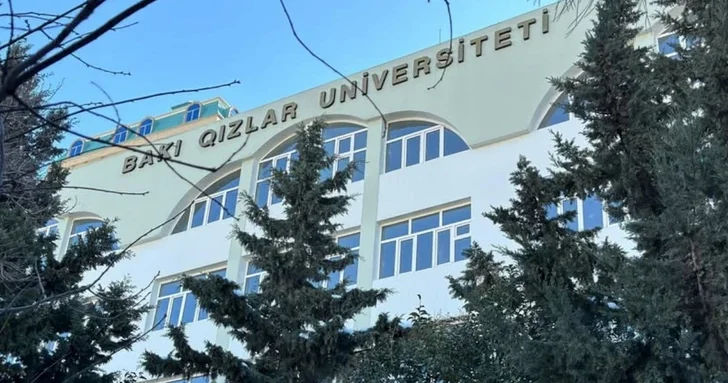 В Азербайджане решают судьбу 1568 студентов закрытого вуза