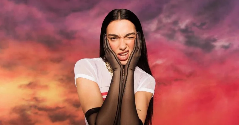 Dua Lipa prodüseri ilə ayrıldı