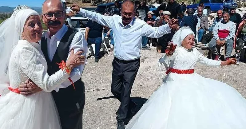 57 yaşlı, əli xınalı gəlin: 4 övladı, 9 nəvəsi var imiş...