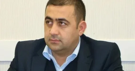 Bakıda ödənişli yollar tıxacın artmasına səbəb ola bilər Nəqliyyat eksperti
