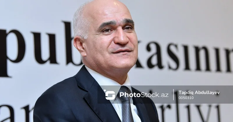 Baş nazirin müavini İrana səfər edib