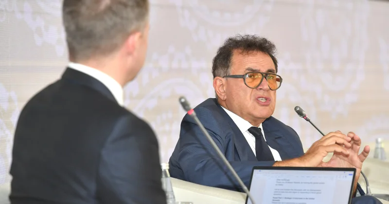 Noreal Rubini: Regional əməkdaşlıq Mərkəzi Asiya ilə Azərbaycanın dünya bazarlarına çıxışına yol açır