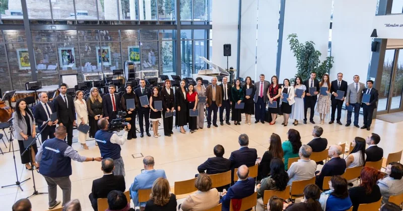 Üzeyir Hacıbəylinin 140 illik yubileyi ADA Universitetinin Qazax Mərkəzində qeyd olunub FOTO