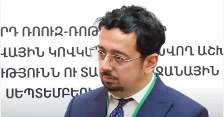 Bakıdan İrəvana gedən analitik açıqladı: Anklavlar məsələsi belə həll oluna bilər