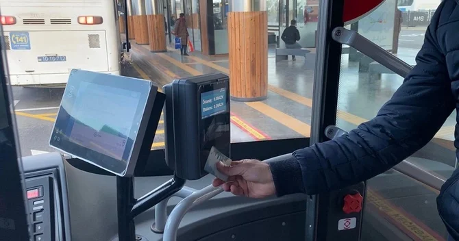 Avtobusdan istifadə edən tələbə və yaşlılara güzəşt olacaq? RƏSMİ