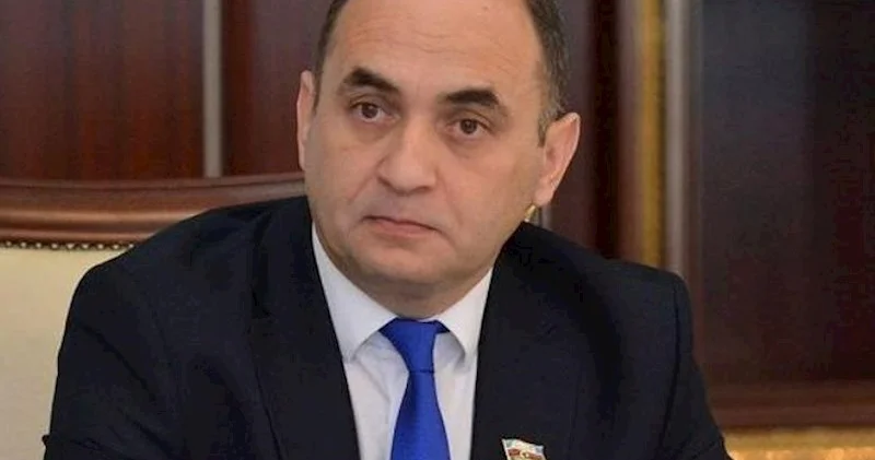 “Müavinətləri verə verə insanları ələbaxımlılığa öyrədirik” − Deputat