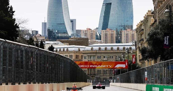 “Formula1”ə görə bağlanan bu yollar açıldı; bəziləri hələ bağlı qalıb RƏSMİ AÇIQLAMA