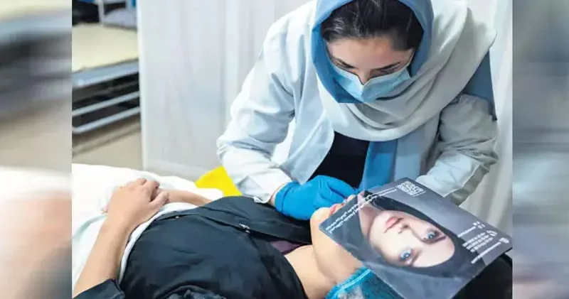 Niqab altında botoks: Əfqanıstanda estetik əməliyyatlara böyük maraq
