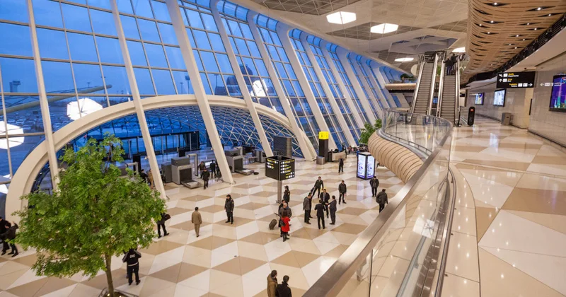 Bakı aeroportunda nə baş verir?