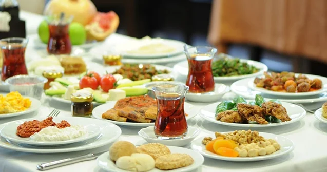 Yeyib içmək qanlı bitdi
