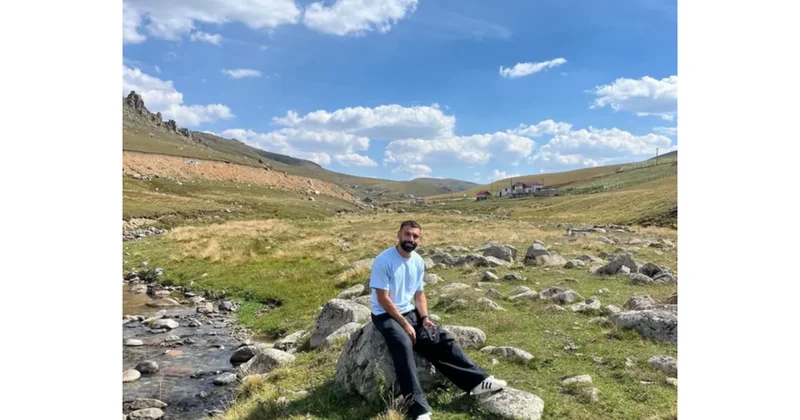 Salahın foto çəkdirdiyi qaya turistik məkana çevrildi (Foto)