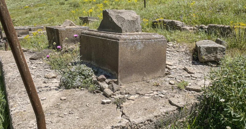 Шеки: дважды изгнанные Места памяти Западного Азербайджана; фото