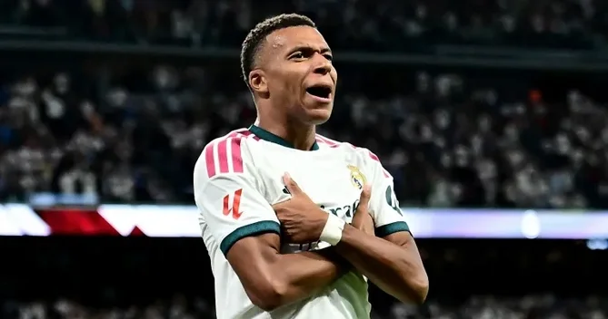 Mbappe Dembele ilə münasibətlərindən danışdı: Heç bir problem yoxdur