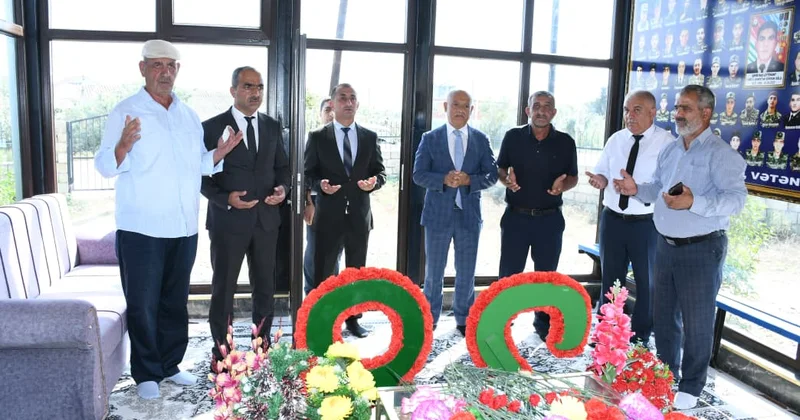 Şəhid məzarları ziyarət olunub