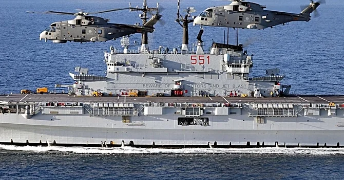 İtaliya 40 illik aviadaşıyıcısını İndoneziyaya hədiyyə verdi 14 dən çox helikopter daşıya bilir