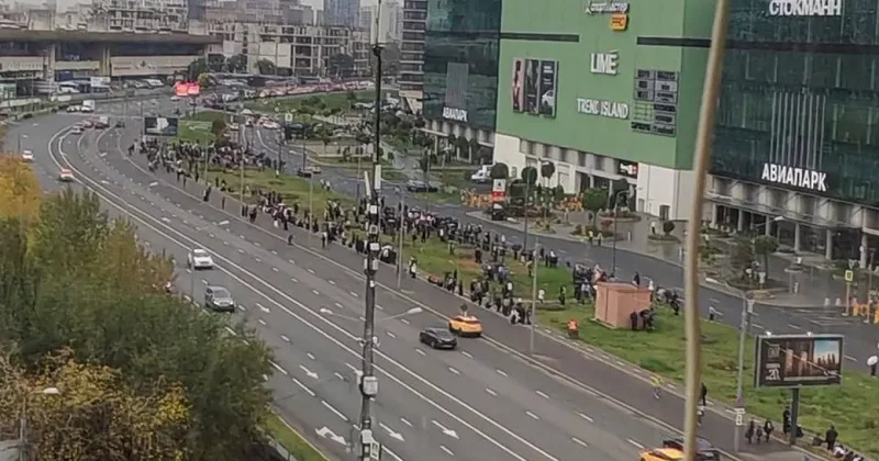 В московском торговом центре эвакуируют людей
