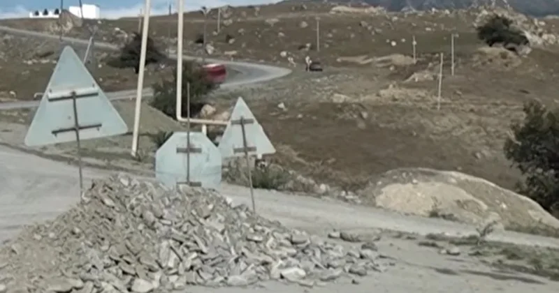 Quba Qonaqkənd yolunda torpaq sürüşdü VİDEO