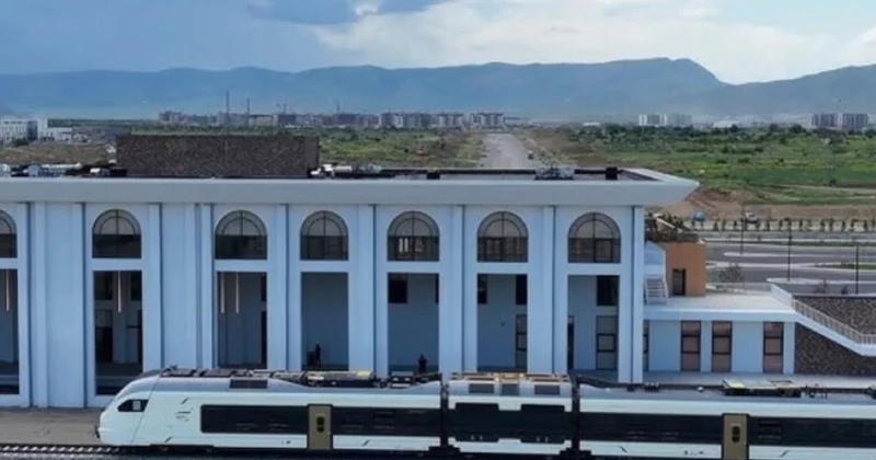 Ağdam Xankəndi dəmir yolunda tikinti quraşdırma işlərinin 48 faizi başa çatdırılıb