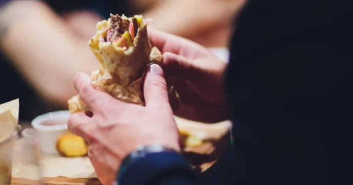 Məşhur restoran şəbəkəsi Metroparka gəlir
