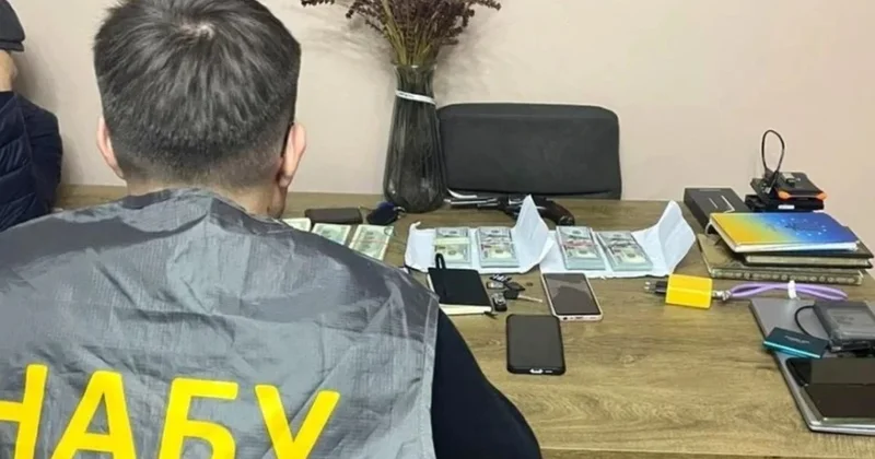 Ukraynada korrupsiya səbəbindən 15,7 milyard dollar itirilib