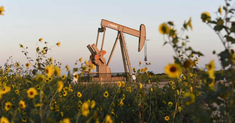 На мировых биржах цены на нефть повысились