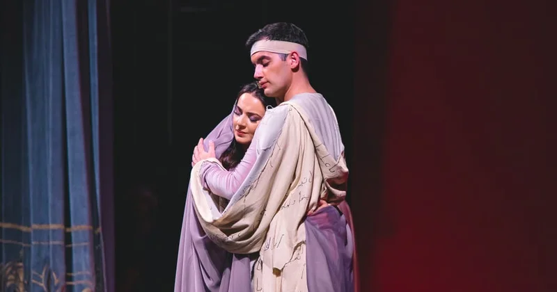 Festival çərçivəsində Akademik Musiqili Teatrda “Leyli və Məcnun“ tamaşası nümayiş olunub