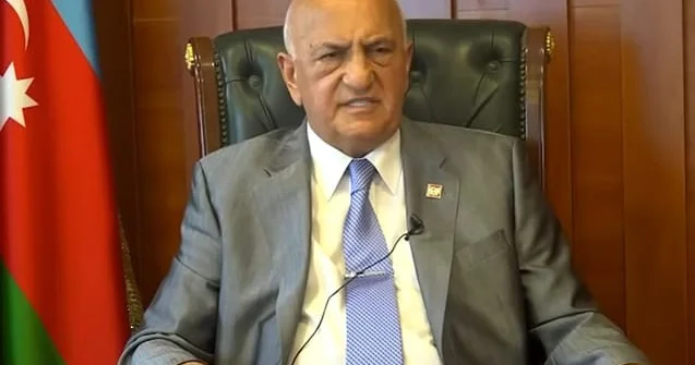 Burnunu tutsan, canı çıxar, həbsxanada dözməz Əli İnsanov