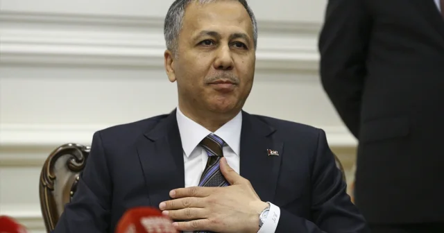 Türkiyədə qanunsuz yaşayanlara qarşı reydlər artırılıb 169 miqrant alverçisi tutulub