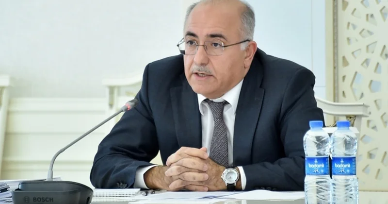 “Xarici borcumuz 45% azalıb”