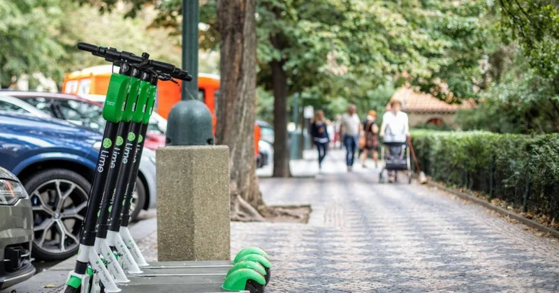 Praqada elektrik skuterlərinin icarəsi qadağan ediləcək