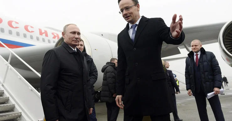 Сийярто отказался арестовывать Путина