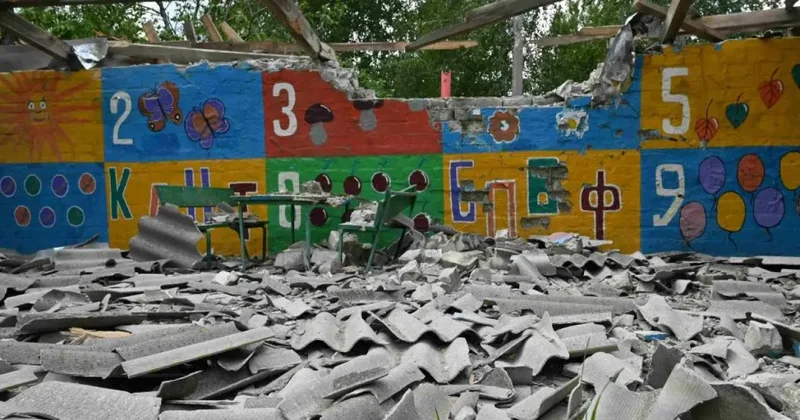 Xarkovda uşaq baxçası dron hücumuna məruz qalıb, ölən və yaralananlar var