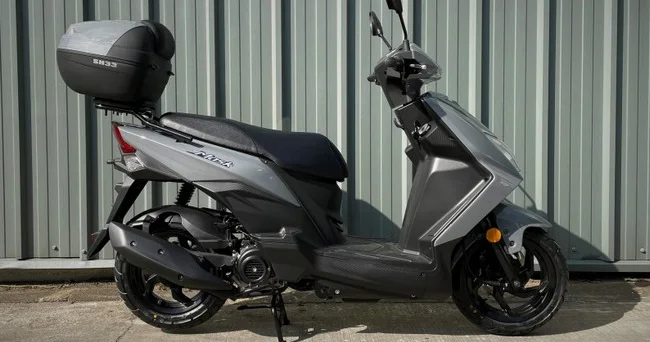 Moped və skuter sürücüləri üçün vəsiqə tələbi sürücülərə və xidmət qiymətlərinə necə təsir edəcək?