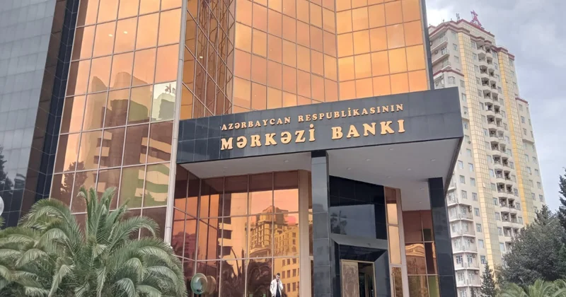 AMB: Bank kartları üzrə fırıldaqçılıq halları əsasən elektron ticarət və mobil tətbiqlərlə bağlıdır