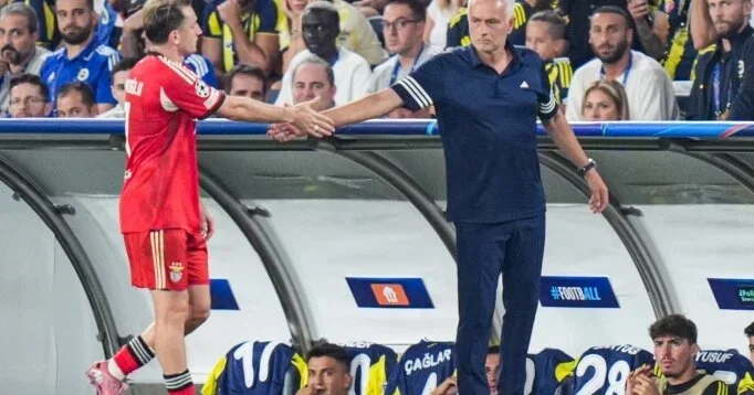 Mourinyo məğlubiyyətdən sonra Kərəm Aktürkoğlunu xatırladı