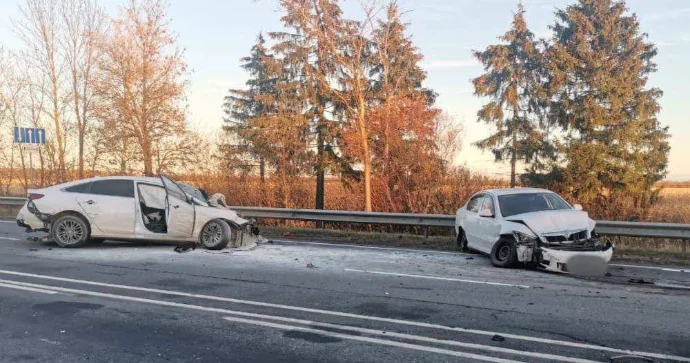 Əks yola çıxan “Hyundai” “KİA” ilə toqquşdu; maşınlardan biri partladı 3 ölü VİDEO