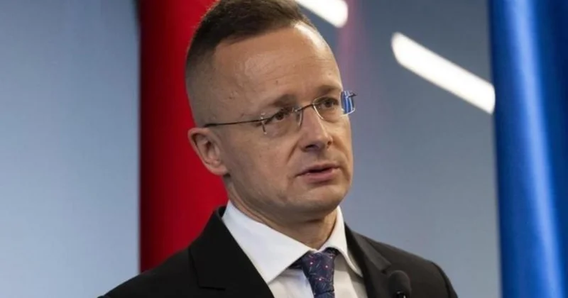 Siyarto: Macarıstan Putinin həbsi ilə bağlı Beynəlxalq Cinayət Məhkəməsinin qərarına əməl etməyəcək