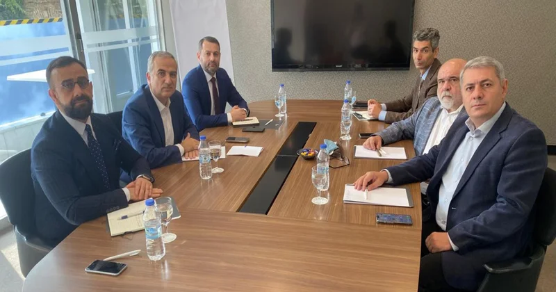 Fərid Şəfiyev İstanbulda Aleksandr İskəndəryanla görüşüb