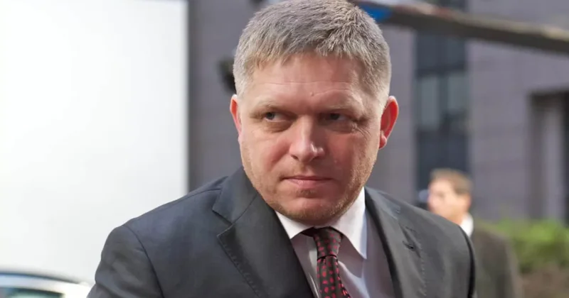 Фицо: Мир без передачи Украиной части территории невозможен