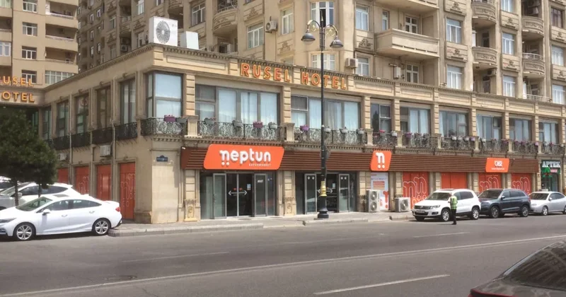 “Neptun” marketdən şikayət: “Məhsulların üzərində böcəklər gəzir”