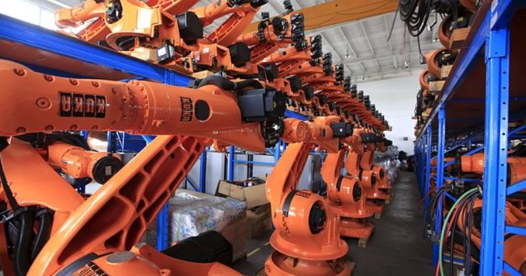 Çin Rusiyaya robot tədarükünü artırıb