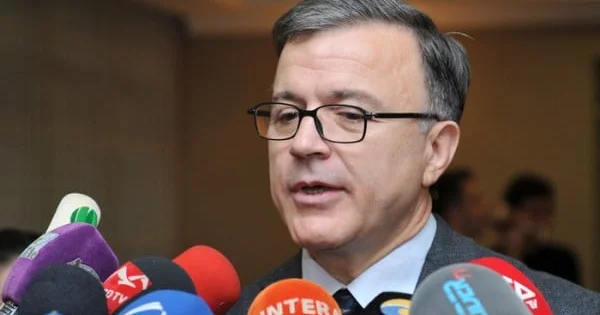 Qərbi Kaspi Universitetinin dövlətə 17 min borcu var imiş