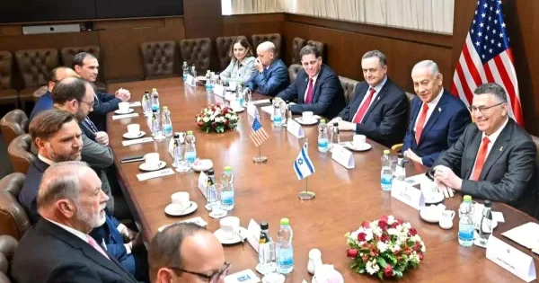 ABŞ nin vitse prezidenti İsraildə Netanyahu ilə görüşüb
