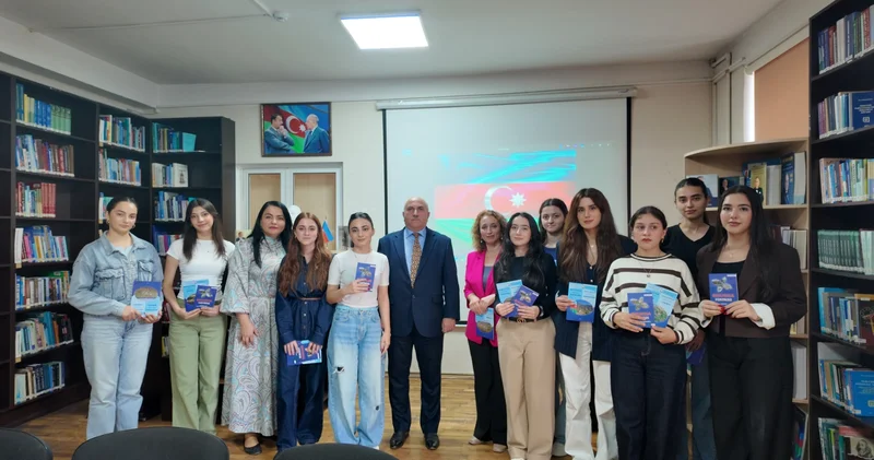 Dövlət Komitəsinin sədr müavini ADU tələbələri ilə görüşüb FOTO