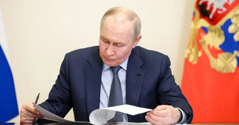 Putin baş nazir Mixail Mişustinə 4 yeni müavin TƏYİN ETDİ