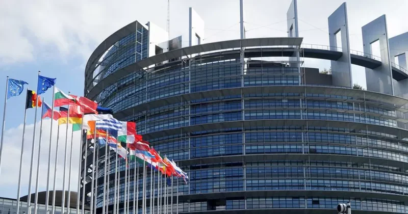 Кому Европарламент присудил премию Сахарова?