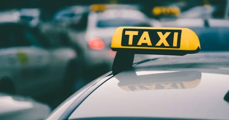 Məktəbliyə əxlaqsız hərəkət edən taksi sürücüsü saxlanıldı