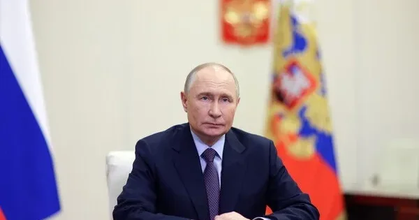 Biz döyüşmək istəmirik, Ukrayna istəyirsə, döyüşsün Putin