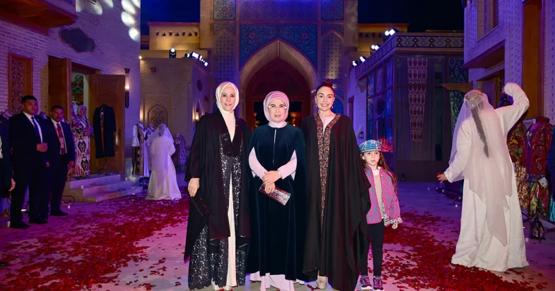 Leyla Əliyeva Özbəkistan və Türkiyənin birinci xanımları ilə “Əbədi şəhər” kompleksində FOTO