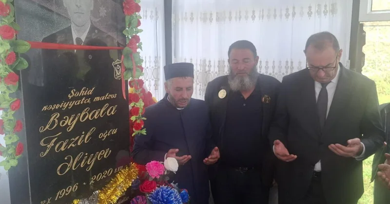 Şəhidin məzarı ziyarət edildi